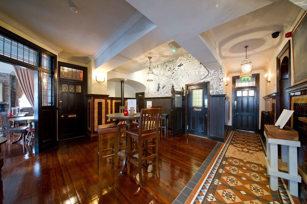 The Rose & Crown York Bed & Breakfast Bagian luar foto