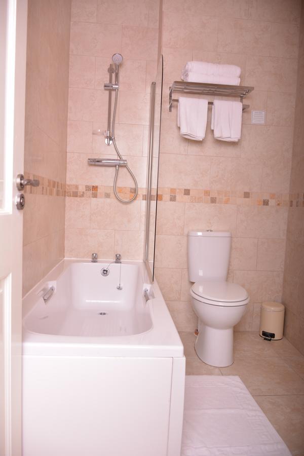 The Rose & Crown York Bed & Breakfast Bagian luar foto