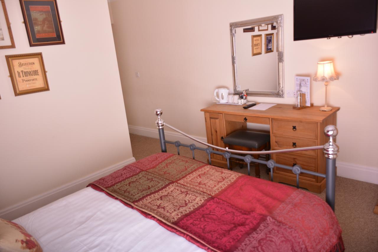 The Rose & Crown York Bed & Breakfast Bagian luar foto